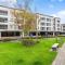Stylish Corporate Stay with Wi-Fi & Parking