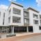 Stylish Corporate Stay with Wi-Fi & Parking