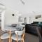 Stylish Corporate Stay with Wi-Fi & Parking