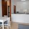 Jacaranda Apartments & Studios