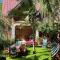 David Crater Homestay
