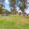 Modern Coastal Retreat 2BR Apt in Rockingham