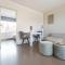 Flamingo Beach Apartments