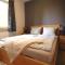 Waterfront Bliss for 2 Guests