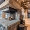Chalet 5*, 5 chambres, SPA et sauna, proche pistes - FR-1-304-229