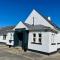 Carrowmena School House & Glamping