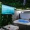 Rockside - Luxury 1 bedroom home with hot tub, central location, parking and pet friendly