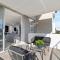 Lightview Escape - Mount Keira Vista by North Beach