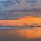Oceanfront 2BR apartment near Beach Free Wi-Fi