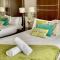 L7 Heart of Surfers 2 Beds Free WI-FI