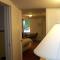 Golden Knight Inn and Suites - Rock Stream
