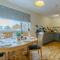 3 Bed in Blairgowrie 90111