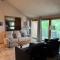 Top Floor Luxury, Sauna, Private Pool, Lake Bellaire Beach, 5 beds, 4 full bath