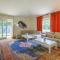 Stunning Home In Sutri