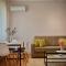 All Seasons Apartments - Free Parking & City Center