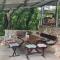 Holiday Home Grab I
