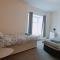 Bright, Comfortable Home, Convenient for City Centre