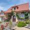 Maison de vacances 3 étoiles avec jardin à Trégastel, proche plage - FR-1-542-62