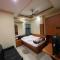 Starline Hotel