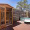 Romantic Luxury stay w Sauna, Pool & Amenities on 10 acres