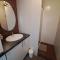 Studio cabine avec balcon près des commerces - FR-1-323-424