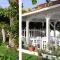 Teos Lodge Pansiyon