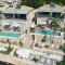 Goldeneye luxury Villas