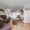 Suite near Downtown, BMO, Stampede, Free Parking