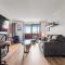 Suite near Downtown, BMO, Stampede, Free Parking