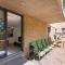 Stylish 2BR by Stampede Free Parking Terrasse