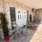 Villa-Leandro