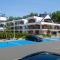 Plażowa Park Apartment with Garden by Noclegi Renters