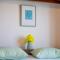 Fia 70s Beach Apartment