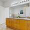 Contemporary Home in Perfect Location - 207 B St Philip Street