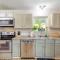 Hot Tub and Game Room Spacious Live Oak Home!