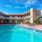 Beach and Town Motel