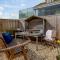 4 Bed in West Bay 86538