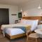 Oceaneer Hotel