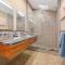 Salishan Tree House Suite