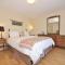 Heron View Cottage by EMR Vacation Rentals