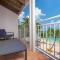 Moana Sands Beachfront Hotel