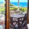 Beachside Escape, Sunshine Beach Beachside Escape, Sunshine Beach