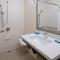 Holiday Inn Express & Suites - Valencia - Santa Clarita by IHG