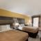 Quality Inn & Suites Greensboro near Lake Oconee