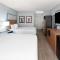 AmericInn by Wyndham Reedsburg