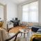 Classic elegance with synagogue view by Astoria