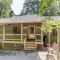 Deer View Retreat - Ramp to Home Wood-Burning Fireplace Netflix Ping Pong