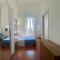 Onlyrooms V - Sea View & Train Station