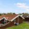 Modern Holiday Home With 200M To Beach