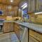 Smores Cabin Gas fireplace firepit hot tub comfy beds